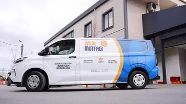 Sultanbeyli'de İyilik Mutfağı Ramazan'da Yardımda