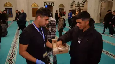 Tiran'da İftar Programı Düzenlendi