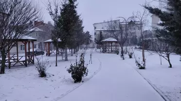 Başçiftlik'te Kar Yağışı Etkili