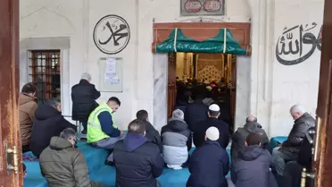 Ramazanın İlk Cuma Namazı Kılındı