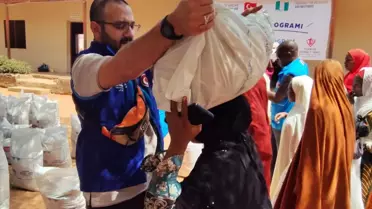 TDV, Nijerya'da İhtiyaç Sahibine Gıda Yardımı Dağıttı