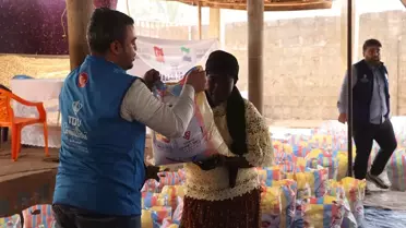 TDV, Sierra Leone'da Gıda Yardımı Dağıttı