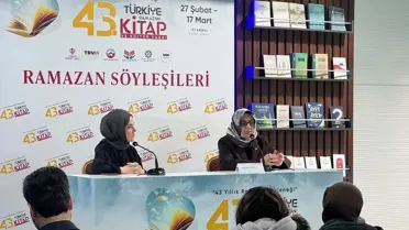 Kitap Fuarında Dijital Ekran Etkisi