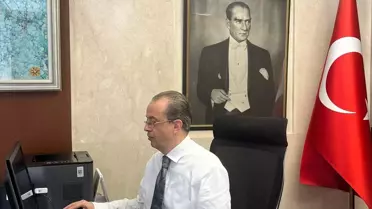 Tokyo Büyükelçisi, Yılın Kareleri Oylamasına Katıldı