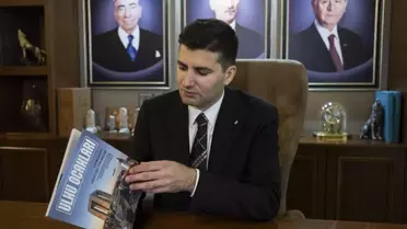 Türk Gençliği İçin İki Büyük Kurultay