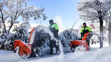 Van'da 292 Yerleşim Yeri Yolu Açıldı
