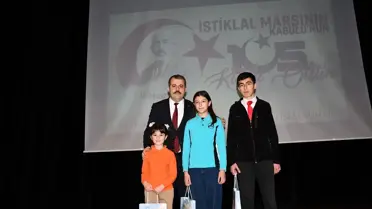 Vezirköprü'de İstiklal Marşı Kutlandı