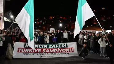 Kastamonu Bozkurt Ortaokulu Şampiyonluk Sevincini Kutladı