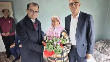 Yaşlılara Bayram Ziyareti