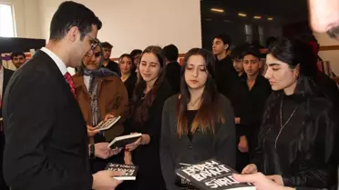 Yalıhüyük'te Şiir Dinletisi Gerçekleşti