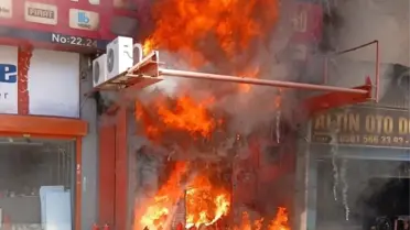 Zeytinburnu'nda İş Yerinde Yangın