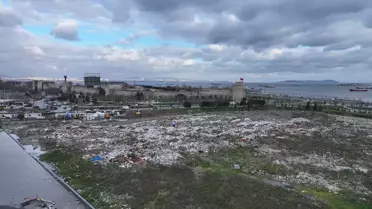 Kazlıçeşme Meydanı'nda Moloz ve Çöp Sorunu