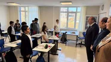 Ersin Tatar'dan Girne Koleji Ziyareti