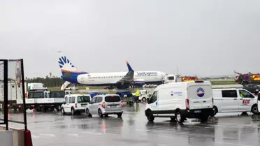 Antalya Havalimanı'nda Uçak Kazası