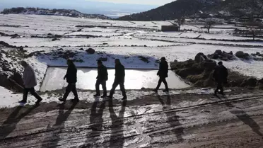 37 yıl sonra köylerine geri döndüler, gördükleri karşısında kahroldular