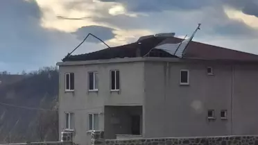 Ordu'da Fırtına: 11 Çatı Uçtu