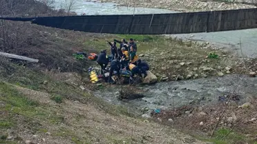 Asma Köprü Rüzgarla Ters Döndü