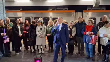 Adana'da Yazar ve Şairler Metroda Buluştu