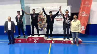 Burhaniyeli Boksörlerden Ziyaret 8 Madalya