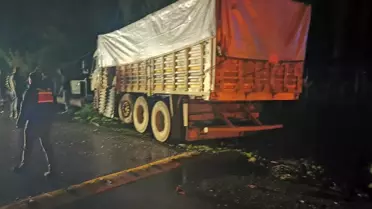 Bursa'da Kamyon-Minibüs Çarpıştı: 2 Yaralı