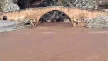 Cendere Çayı'nda Su Seviyesi Yükseldi