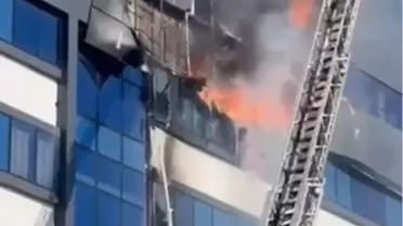 Gebze'de 7 Katlı İş Merkezinde Yangın