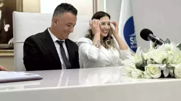 Sevgililer Günü'nde 14 Çift Evlendi