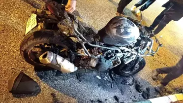 Osmaniye'de park halindeki motosiklet alev alev yandı