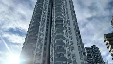 Rize'de Akademisyen Doç. Dr. Gülçin Bilgin Turna, 10. Kattan Düşerek Hayatını Kaybetti