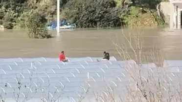 Sel Felaketi: Seydikemer'de 2 Kişi Mahsur Kaldı