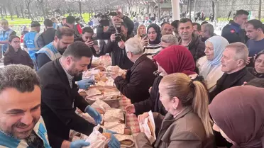Kağıthane'de Sucuk Ekmek İkramı Coşkusu
