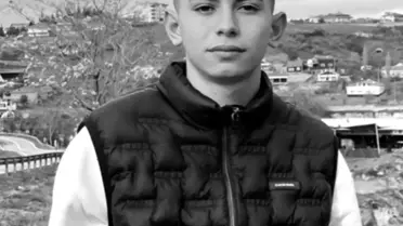 Manisa'da Motosiklet Kazası: 16 Yaşındaki Sürücü Hayatını Kaybetti