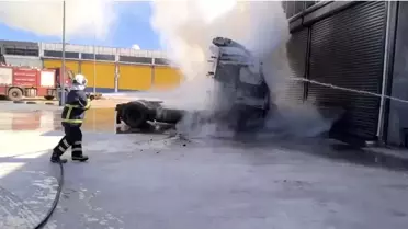 Kızıltepe'de Tır Yangını Kontrol Altına Alındı