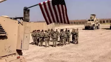 Suriye ordusu ABD'nin çekildiği Şeddadi Hava Üssü'nü teslim aldı