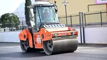 Büyükşehirden hastane otoparkına 2 bin ton sıcak asfalt