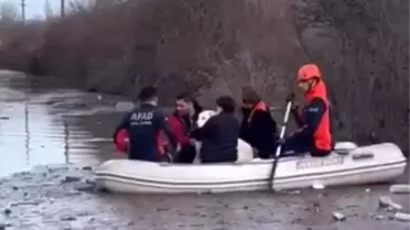 Menteşe'de Dere Yatağında Mahsur Kalanlar Kurtarıldı