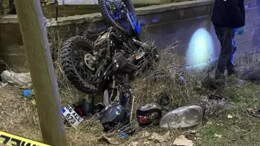 Motosiklet otomobille kafa kafaya çarpıştı! Bilanço ağır