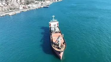 Fırtına nedeniyle 'Razouk' gemisi sürüklendi