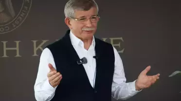 Ahmet Davutoğlu: Açık söyleyeyim maddi sıkıntılar yaşıyorum