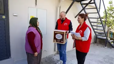 Mersin'de 13 ilçede 120 bin Ramazan kolisi dağıtılıyor