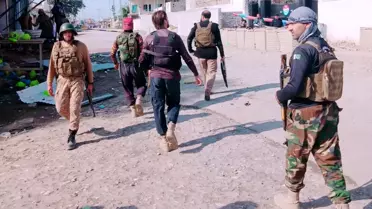 Pakistan'da bomba yüklü araçla saldırı: 12 ölü