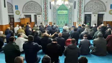 Devrek'te İlk Teravih Namazı Coşkusu