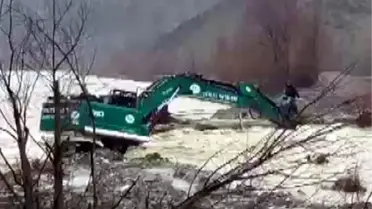 Kahramanmaraş'ta Sağanakta Mahsur Kalan Vatandaş Kurtarıldı