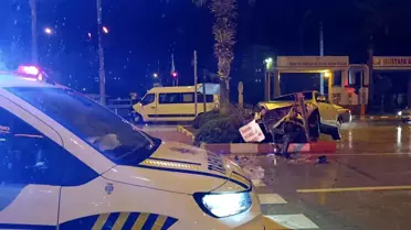 Kozan'da Trafik Kazası: 4 Yaralı