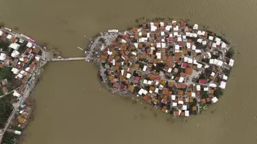 Uluabat Gölü'nde Su Seviyesi Yükseldi, Taşkınlar Oldu