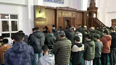 Van'da İlk Teravih Namazı Kılındı