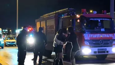 İstanbul'da Kaza: Kadınlar Arbede Yaratıp Saç Saça Baş Başa Geldi