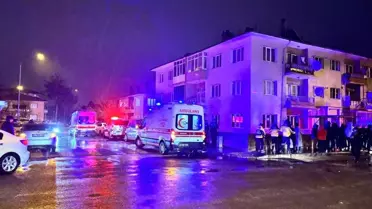 Erzincan'da Yangın: 8 Kişi Dumandan Etkilendi