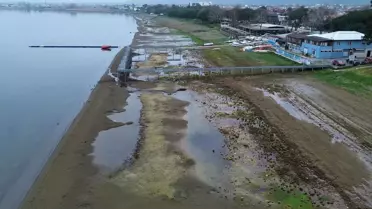 Fabrikaların tonlarca su çektiği İznik Gölü 200 metre çekildi