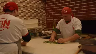 İzmir'de 'Askıda Kıymalı Pide' Uygulaması